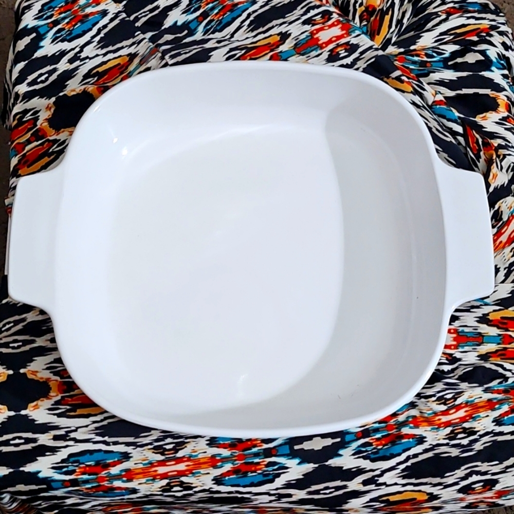 White Square Baking Dish, No Cover.